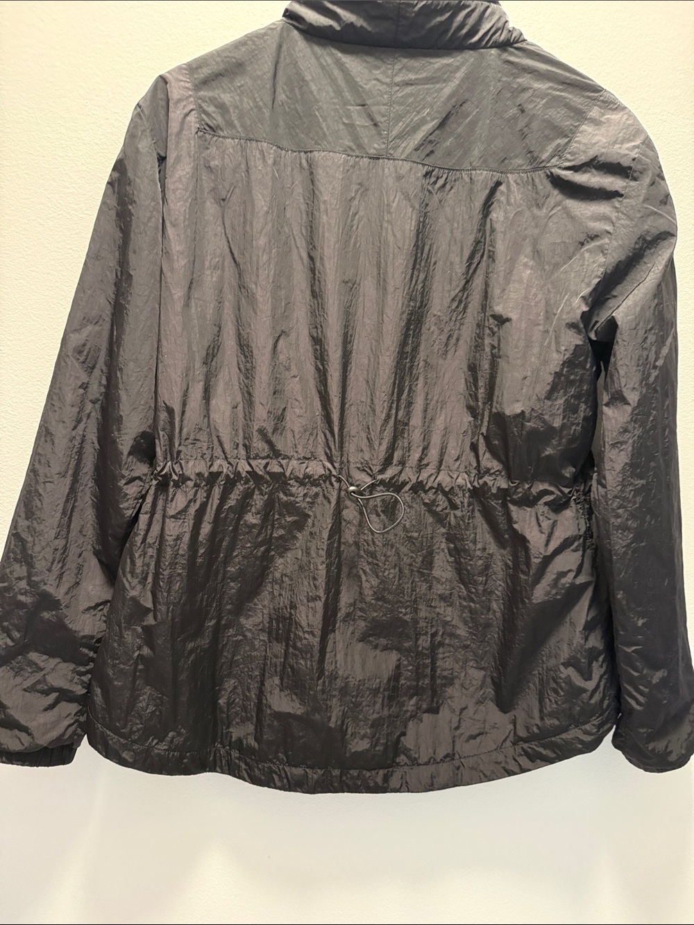 ALPHALETE Pullover with Front Zip Pocket - Picture 6 of 7